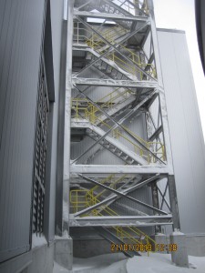 Tour d’escalier en 3 sections / 3 sections stairway structure